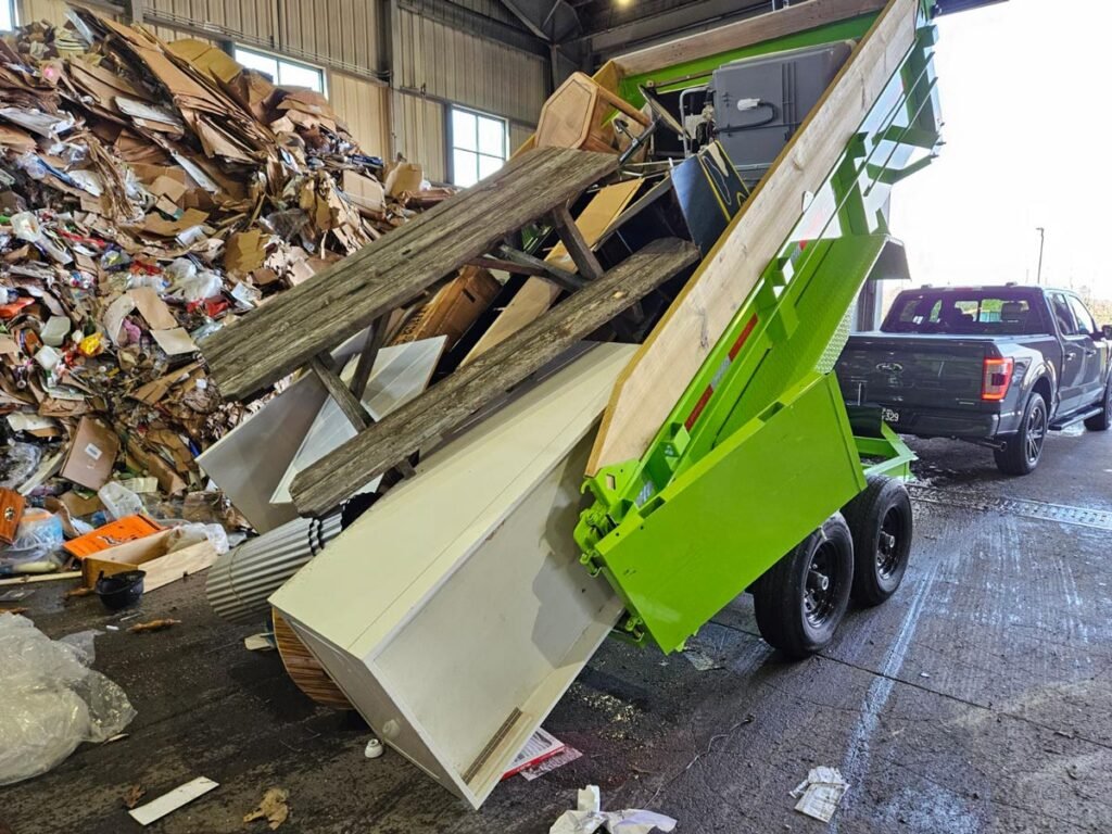 About Our Bin and Dump Trailer Rental